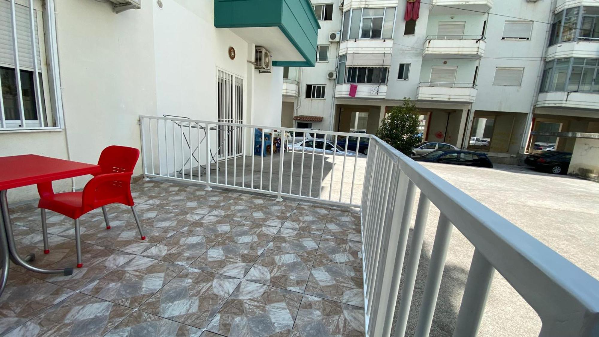 Marina Premium & 4* Vlore