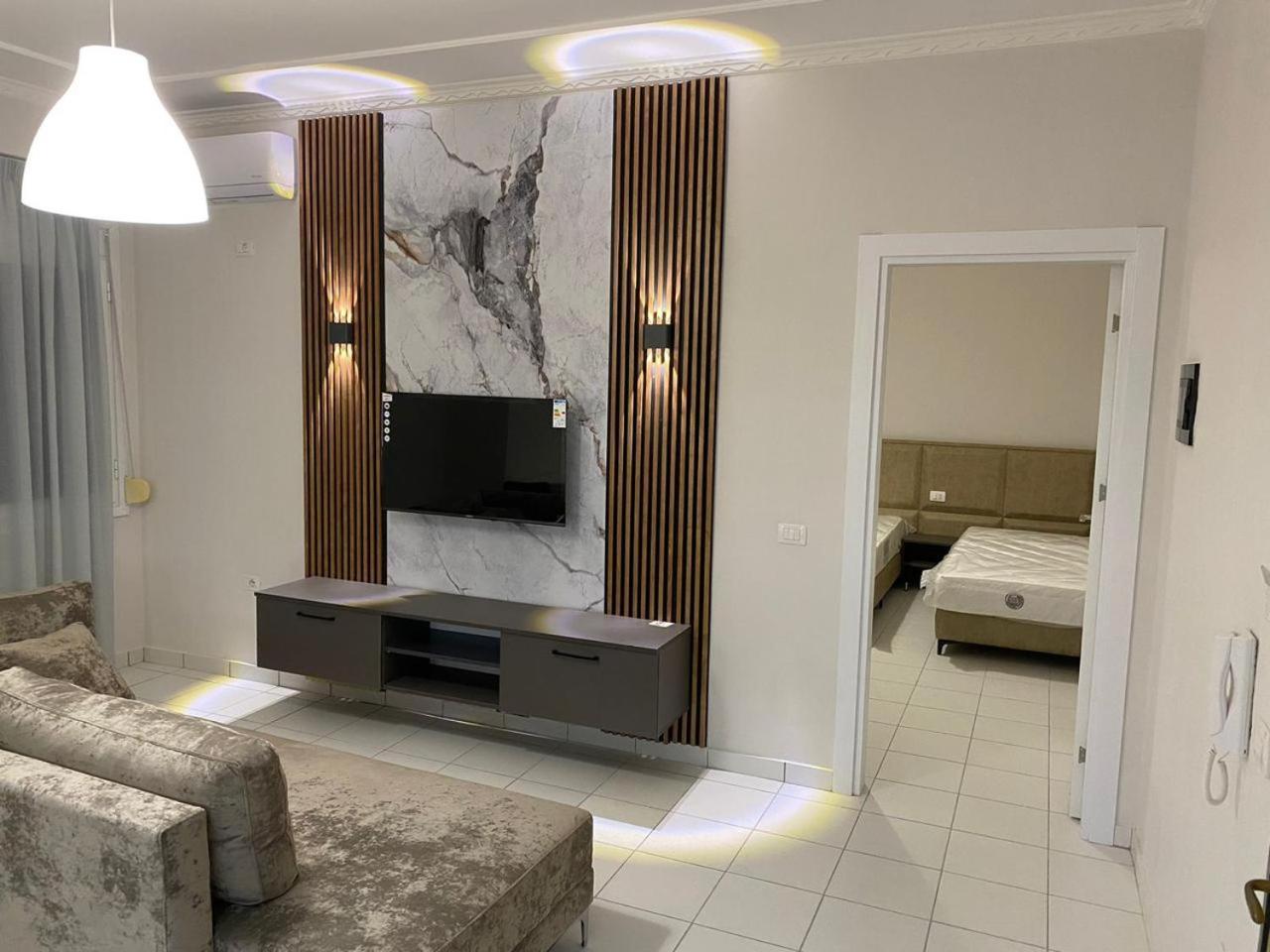 Marina Premium & Hotel Vlorë