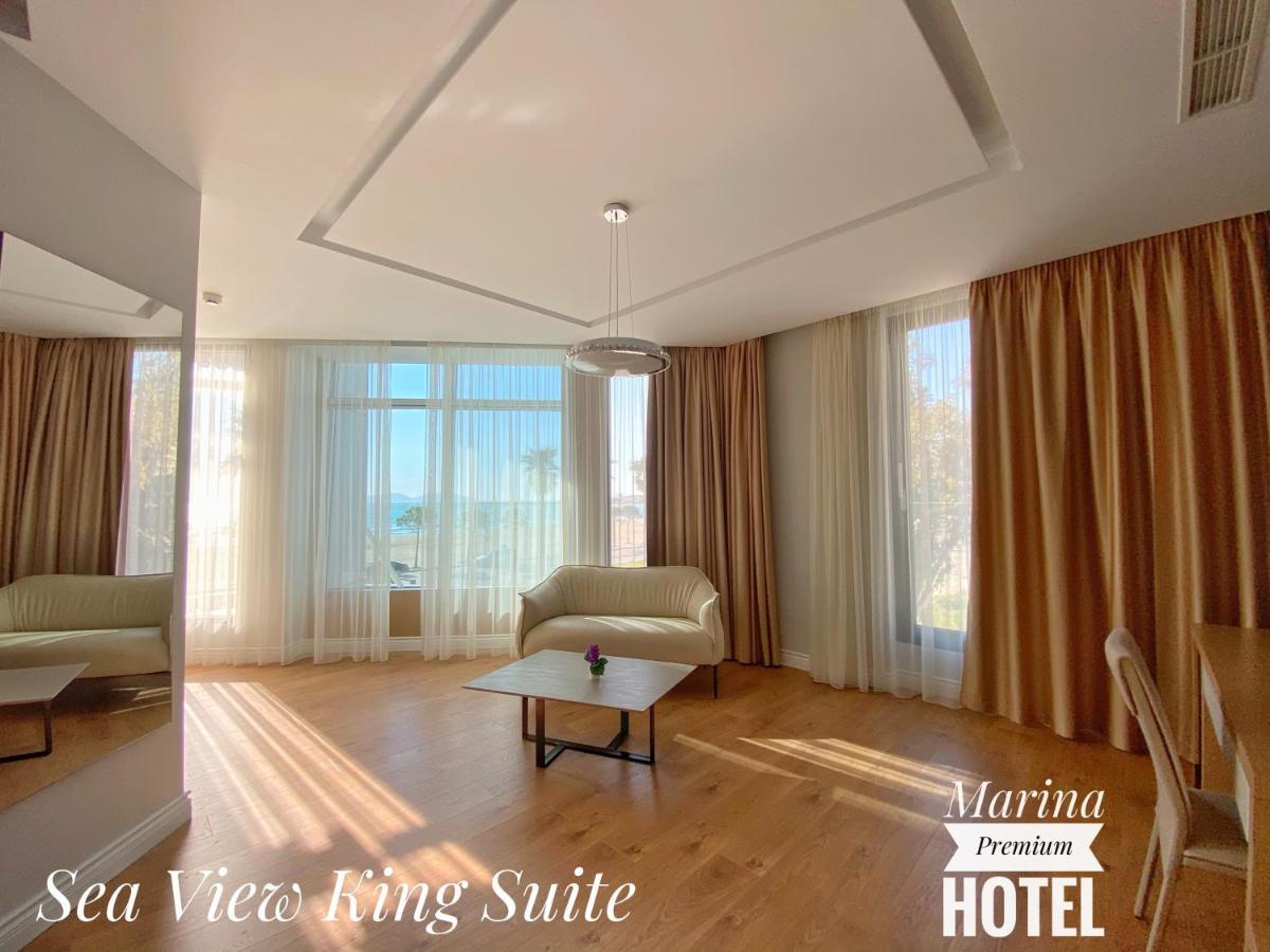 Marina Premium & 4* Vlorë